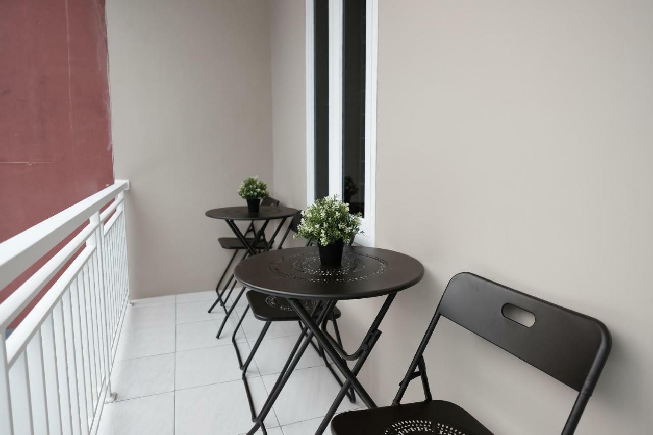 Reddoorz Syariah Near Siloam Hospital Kebon Jeruk Otel Cakarta Dış mekan fotoğraf